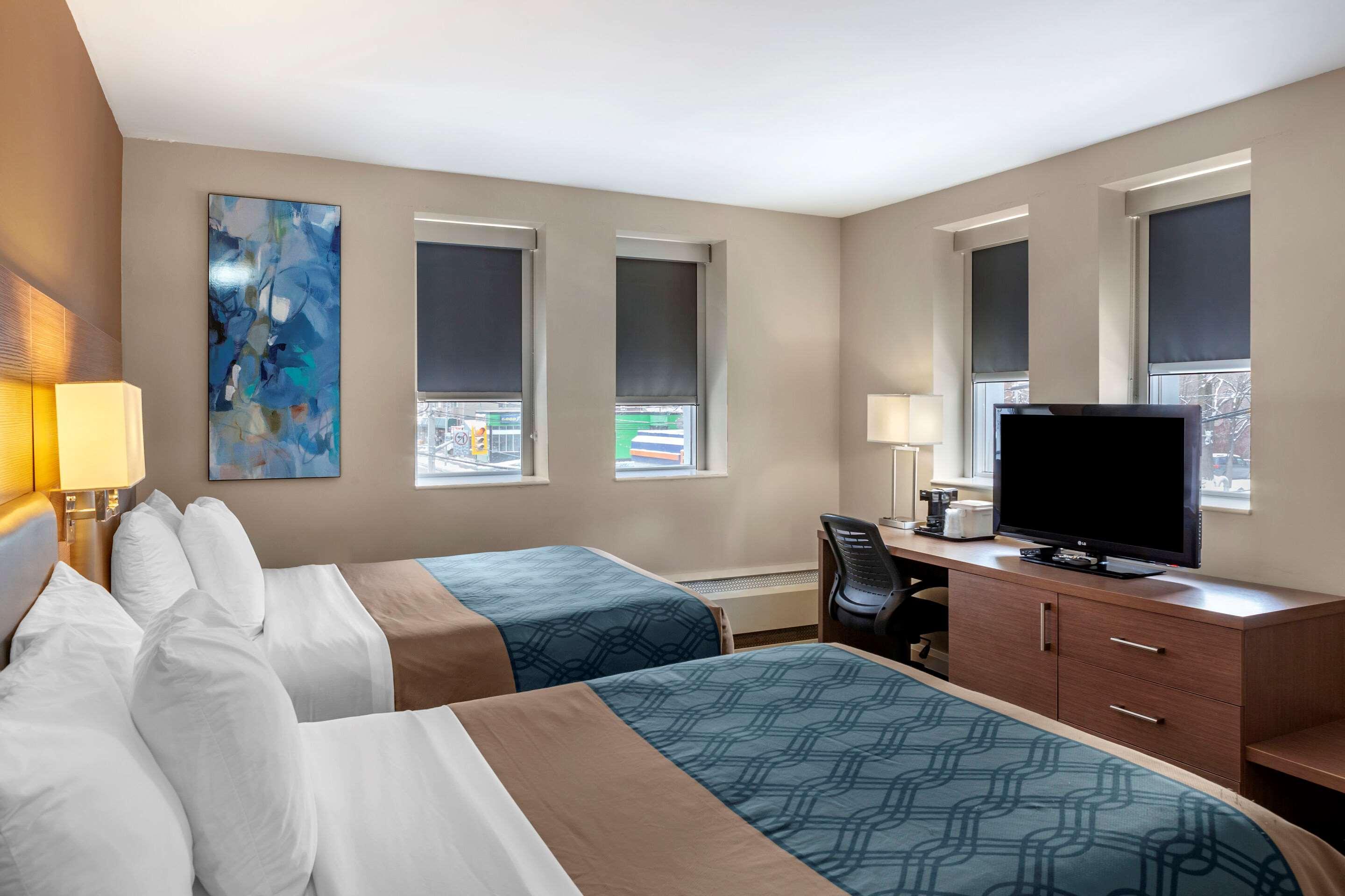 Hotel Econo & Downtown Toronto